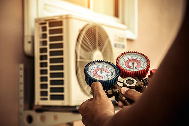 Professional Emergency Hvac technician working in Russell, PA